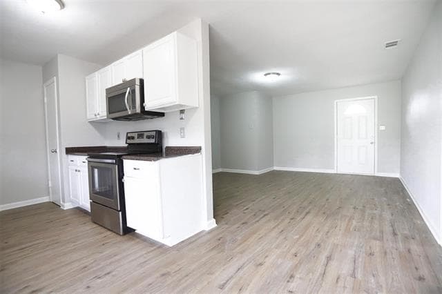 Building Photo - 2530 Aloha Dr