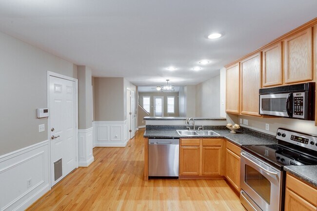 Building Photo - 115 Noel Cove Cir