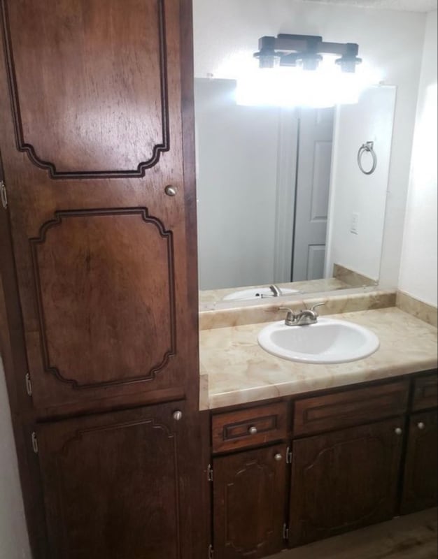 Building Photo - 11726 Lemay St