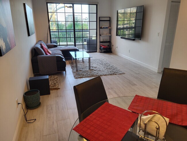 Foto del edificio - 233 S Federal Hwy