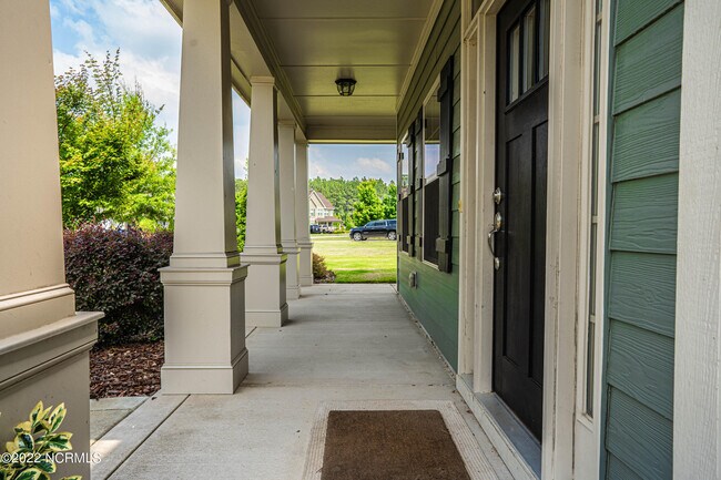 Building Photo - 431 Goldenleaf Cir