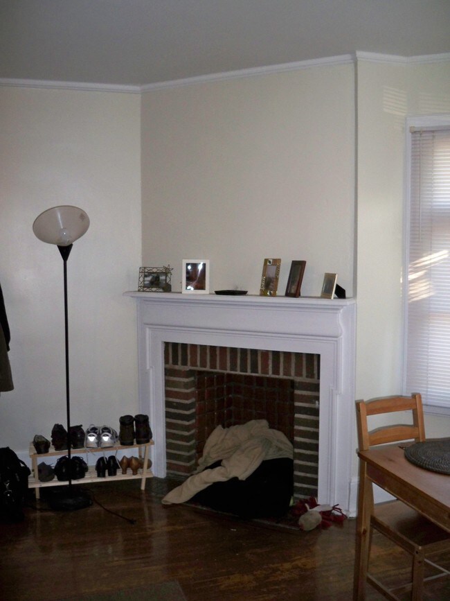 Building Photo - 4533 Locust St