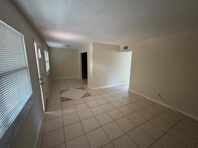 Foto del edificio - 4732 SW 33rd Ave