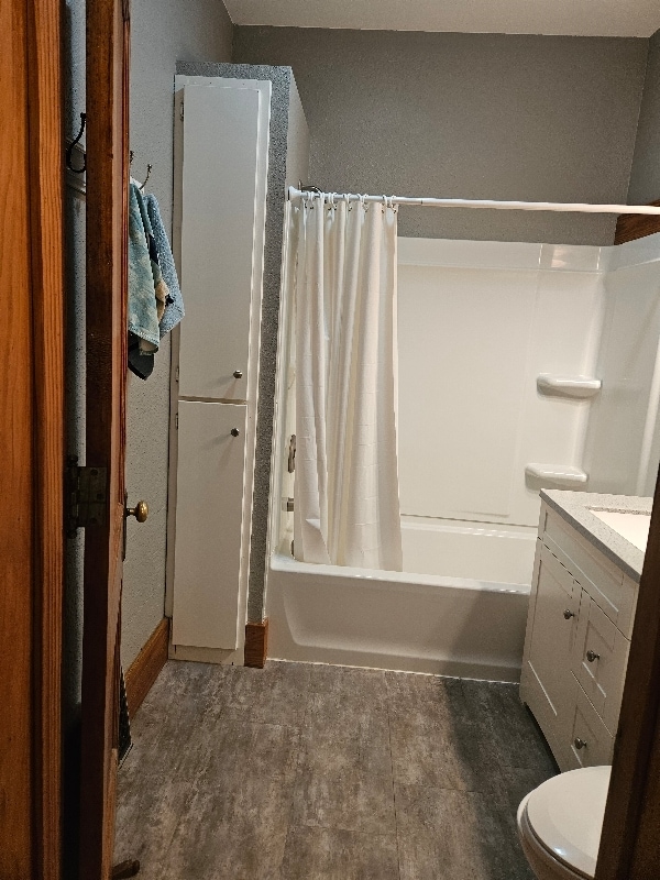 Foto del edificio - 402 E 5th St