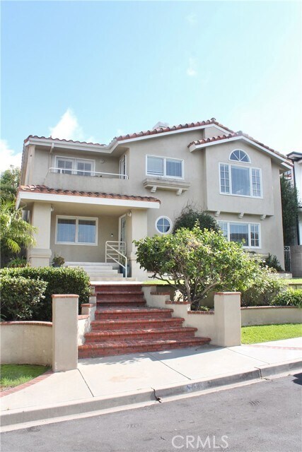 Foto principal - 324 Fullerton Ave