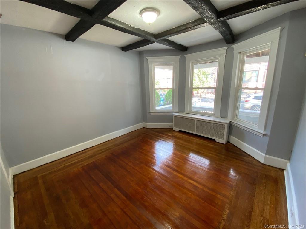 Primary Photo - 18 Ellsworth Ave