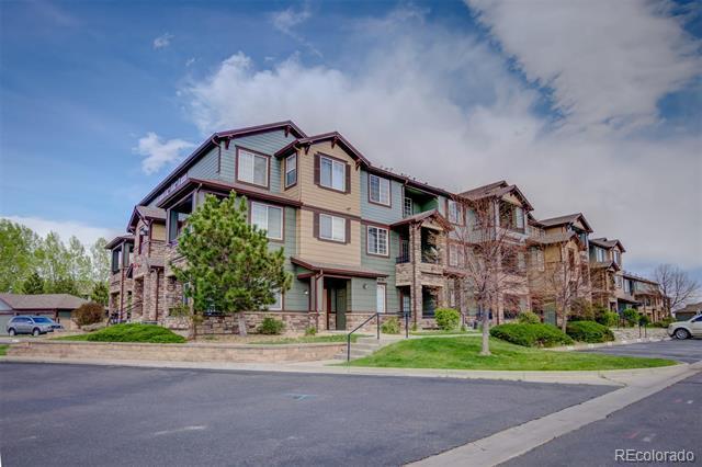 Foto del edificio - Beautiful 2BR/2BA Condo in Parkfield Lake! AVAIL 08/14