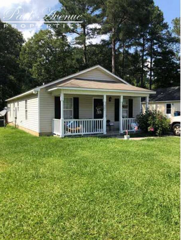 Foto del edificio - 321 Dogwood St