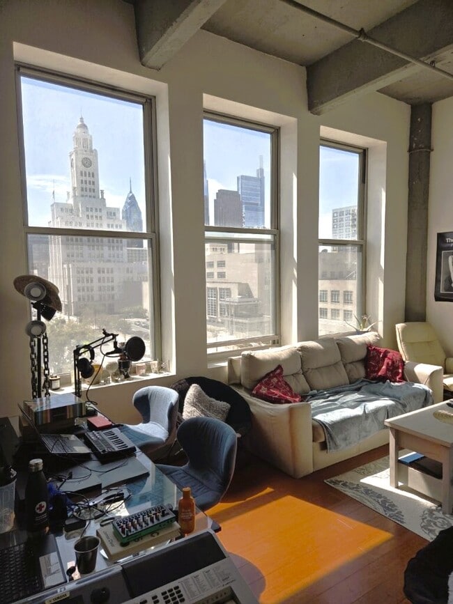 Photo - 511 N Broad St Apartment