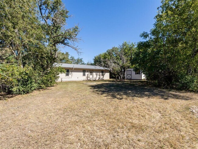 Building Photo - 401 Co Rd 320