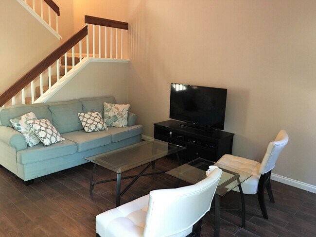 Foto del edificio - Two Story Cambria Townhome in Carmel Valley!