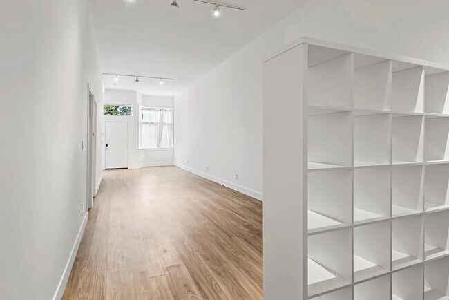 Foto del edificio - 1537 Lincoln Ave