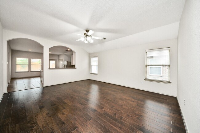 Foto del edificio - 26131 Travis Brook Dr