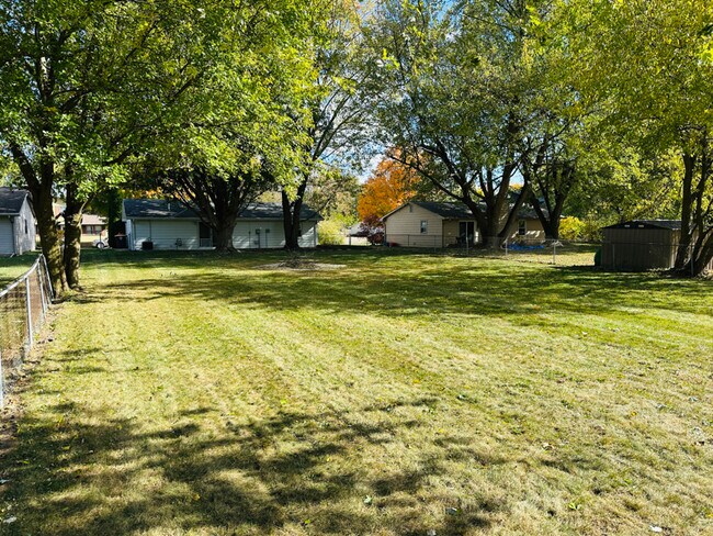 Foto del edificio - 2719 Kingsland Ct