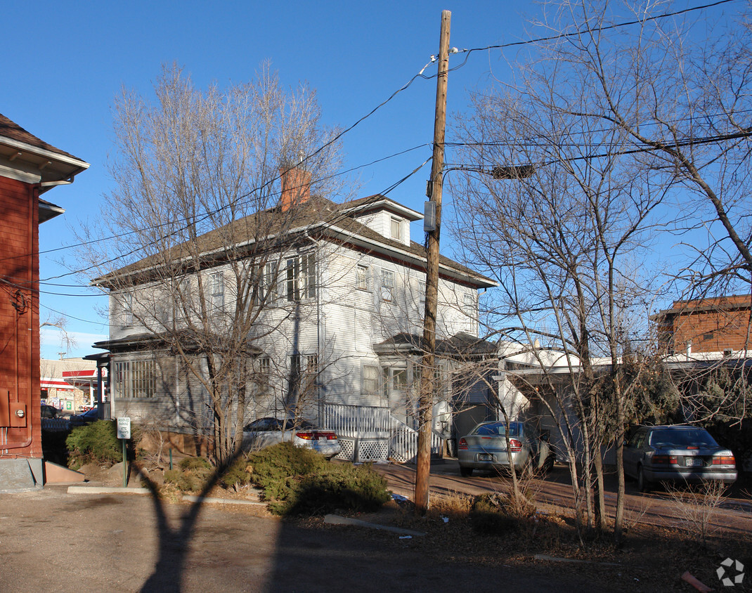 Building Photo - 819 N Nevada Ave