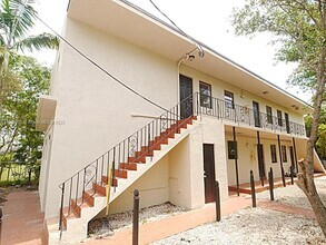 Building Photo - 6555 SW 59th Pl