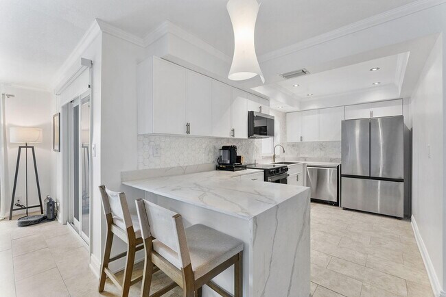 Foto del edificio - 3200 NE 10th St