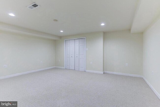 Foto del edificio - 115 Rosebrook Ct NW
