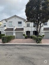 Building Photo - 11285 NW 42nd Terrace