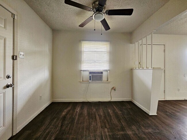 Foto del edificio - Charming 3 Bedroom Home