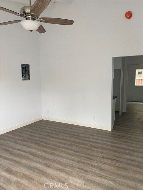 Foto del edificio - 3249 Hill St