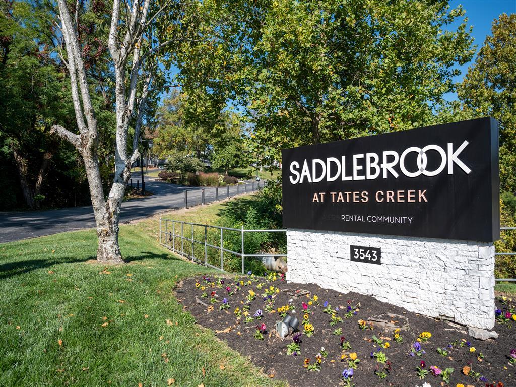 Foto principal - Saddlebrook at Tates Creek