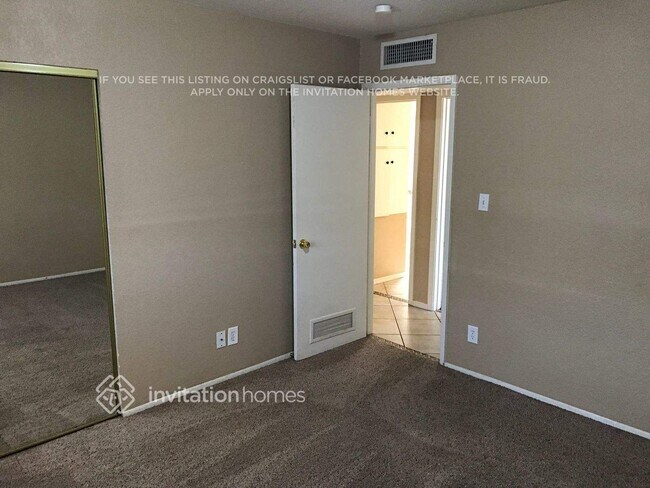 Building Photo - 3544 W Tuckey Ln