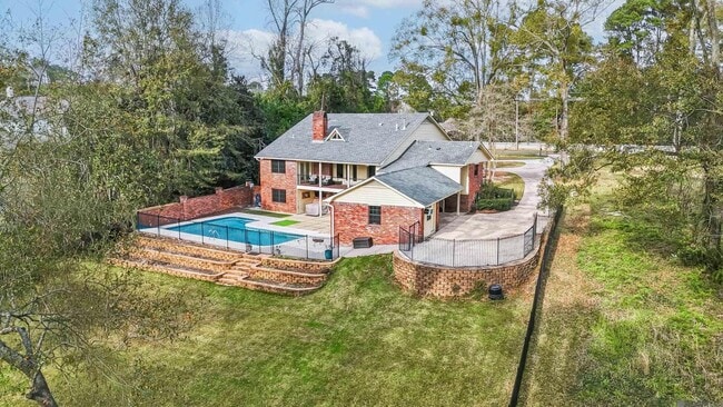 Building Photo - 6414 Highland Rd