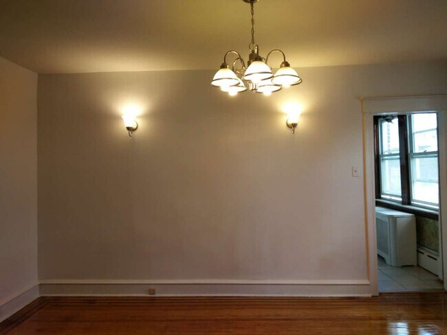 Building Photo - 7374 Torresdale Ave