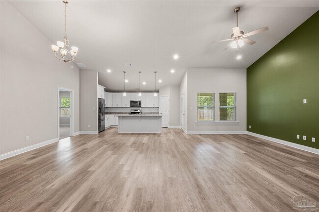 Foto del edificio - 5891 Anderson Ln