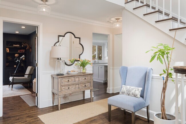 Foto del edificio - 784 Smith Ridge Rd