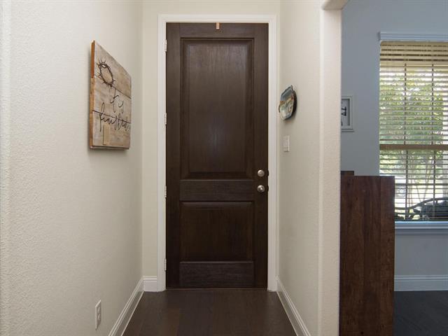 Foto del edificio - 721 10th St