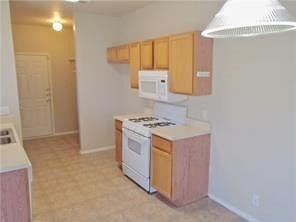 Foto del edificio - 2837 Southampton Way