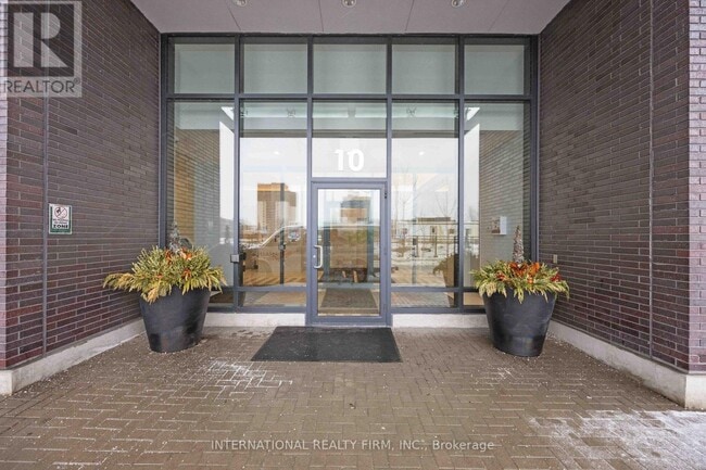 Building Photo - 10 Gibbs Rd