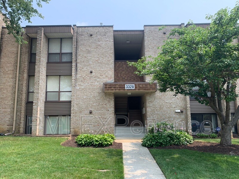 3328 Huntley Sq Dr Unit 2, Temple Hills, MD 20748 Condo for Rent in