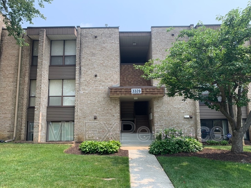 3328 Huntley Sq Dr Unit 2, Temple Hills, MD 20748 Condo for Rent in