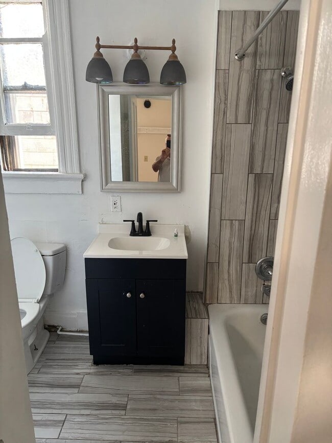 Building Photo - SOUTHVIEW