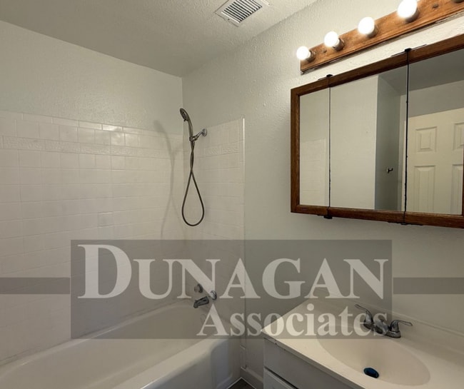 Building Photo - OPEN HOUSE ON 12/3 FROM 2:45-2:55 REMODELED 2 Bedroom - 1 Bath home!!