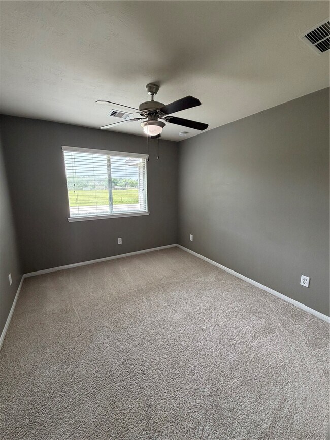 Foto del edificio - 23623 Plantation Pines Ln