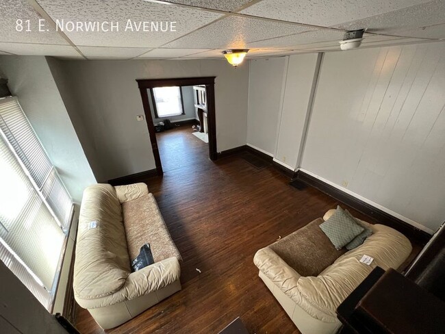 Building Photo - 81 E Norwich Ave