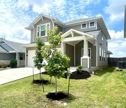 Building Photo - 6701 Wolf Pack Dr