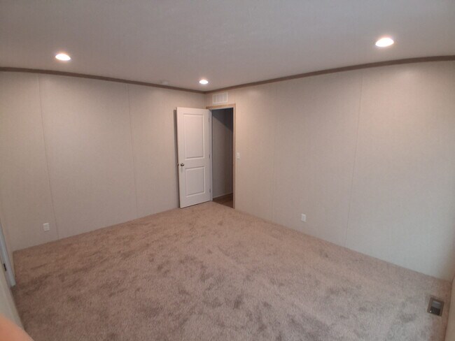 Foto del edificio - 28638 N Maple St