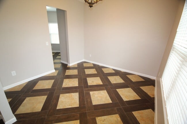 Foto del edificio - 3 Bedroom - Dublin