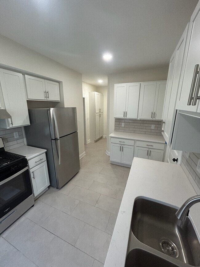 Foto del edificio - 3204 N Humboldt Blvd