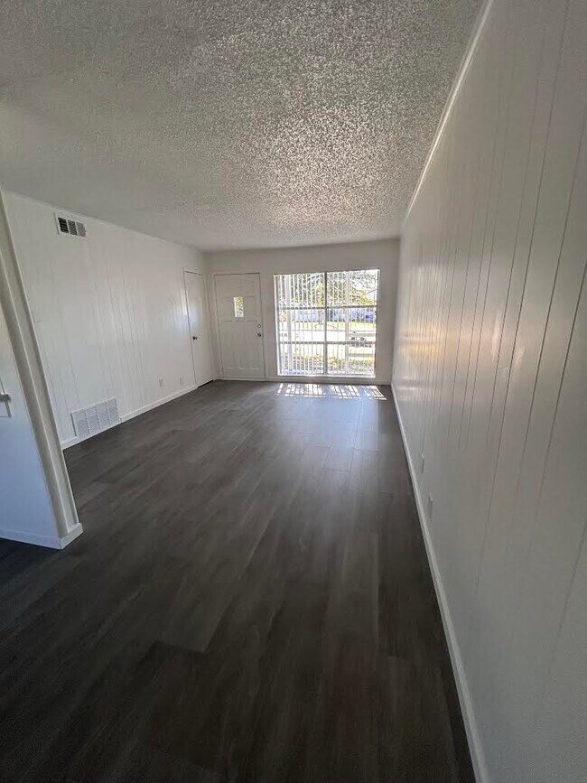 Foto del edificio - 2301 Cochran St