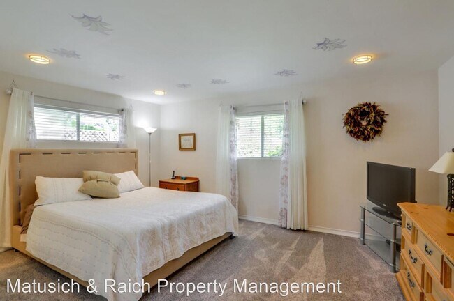 Building Photo - 3 br, 2.5 bath House - 570 Minnesota Avenue