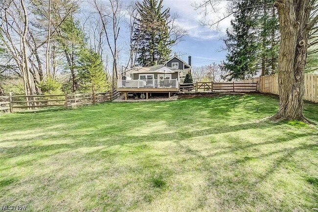 Foto del edificio - 343 E Garfield Rd