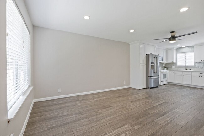 Foto del edificio - Live the Coastal Dream in Huntington Beach...