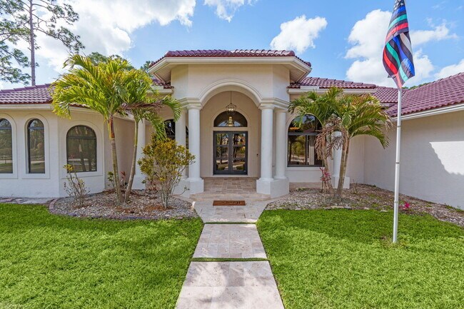 Foto del edificio - 16596 82nd Rd N