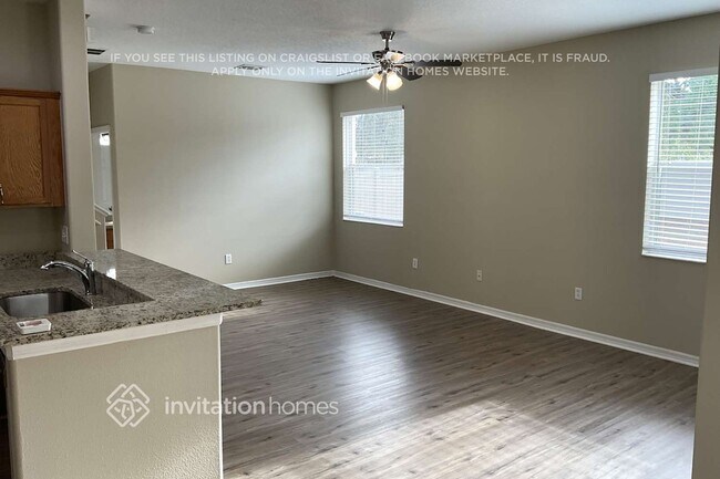 Building Photo - 10329 Celtic Ash Dr